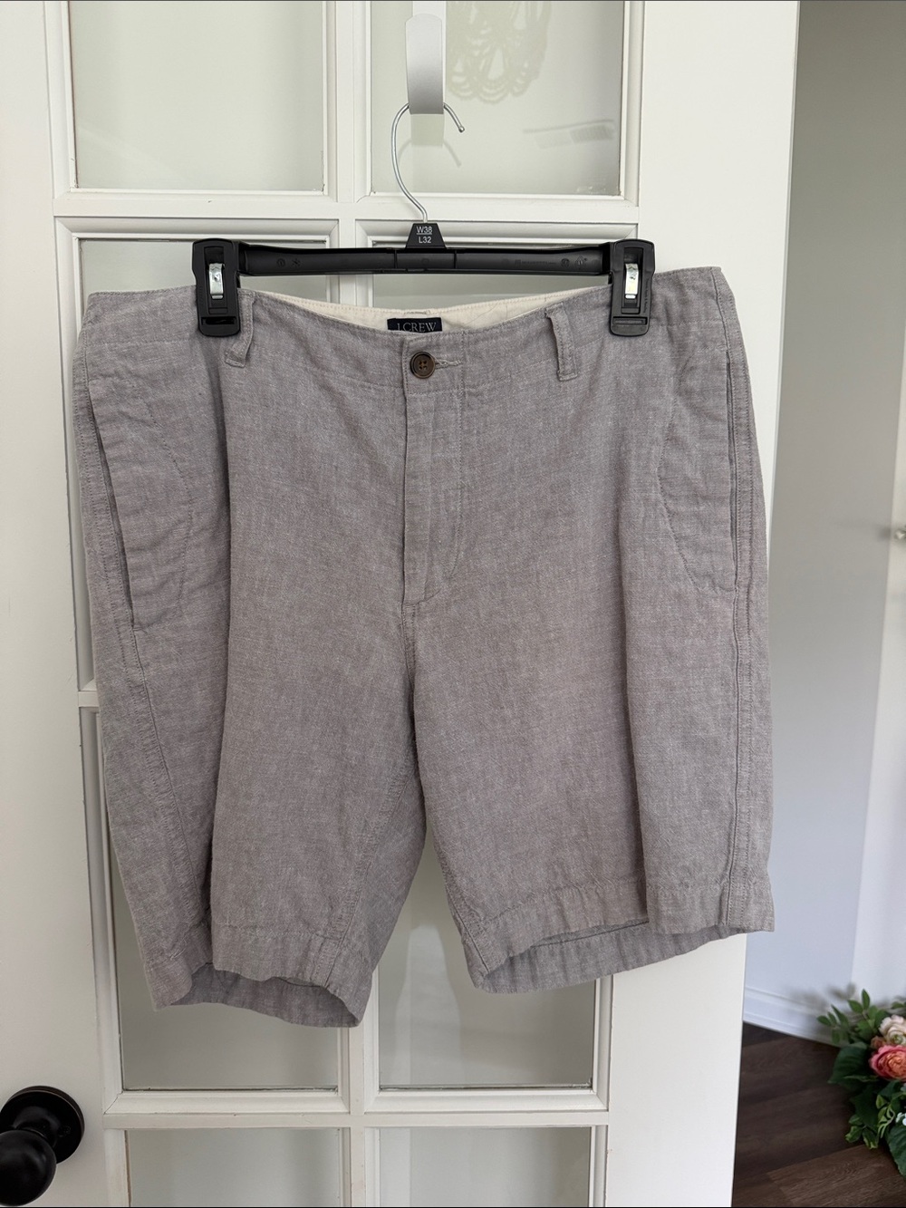 J. Crew Men’s Flat Front Linen-Blend Shorts in Light Taupe